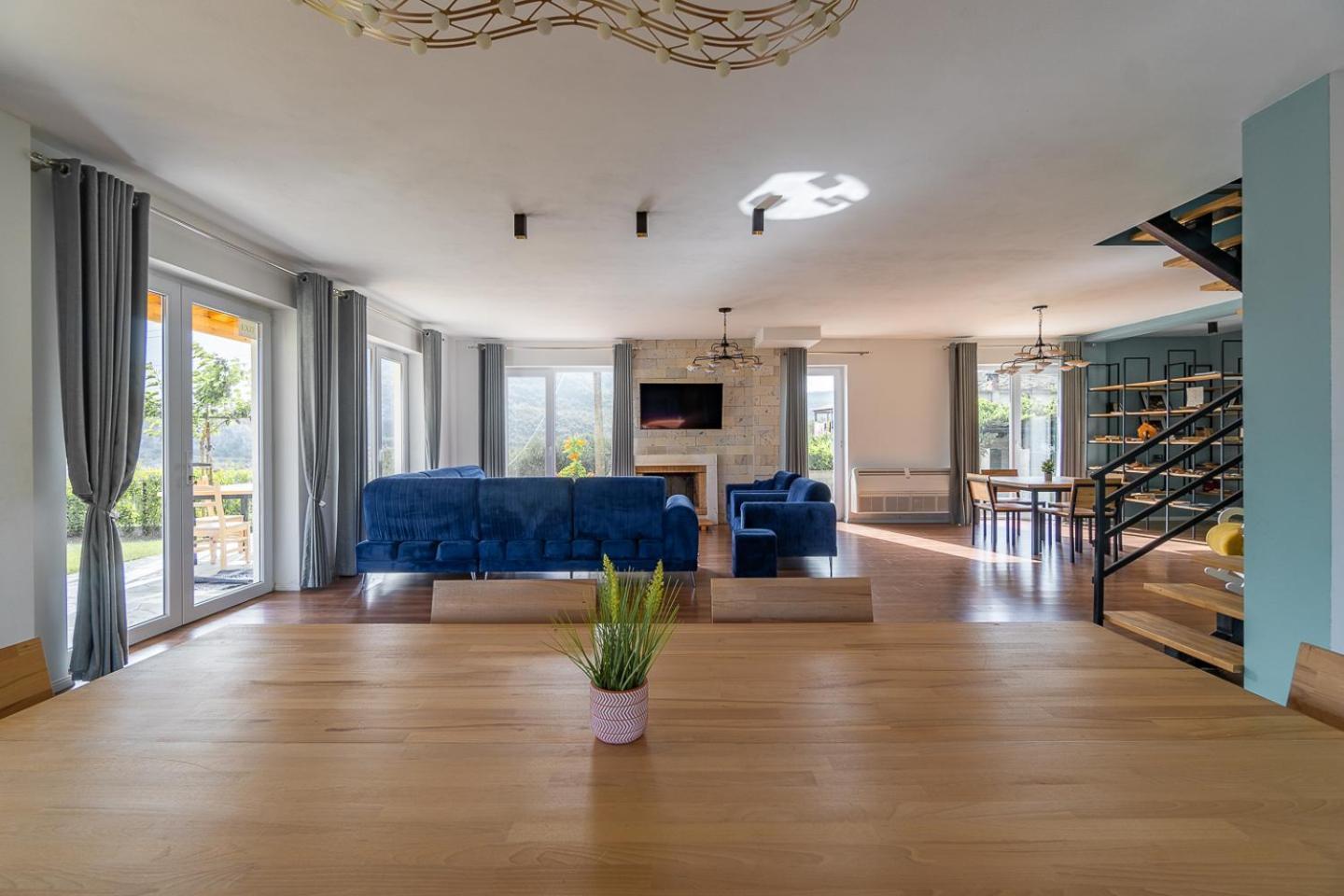 Villa Bujtina Lumo & Pool à Përmet Extérieur photo
